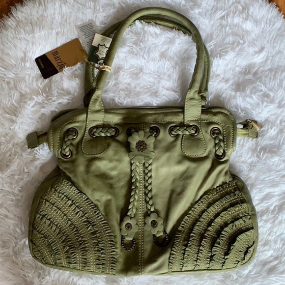 Marzia Italian leather soft green braid detail shoulder handbag - Picture 2 of 9